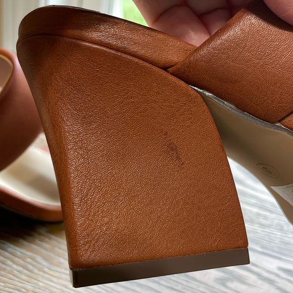 Pierre Dumas  Womens NWOT Brown Chunky Square Toe Block Heel Sandals Size 8 - Picture 7 of 10